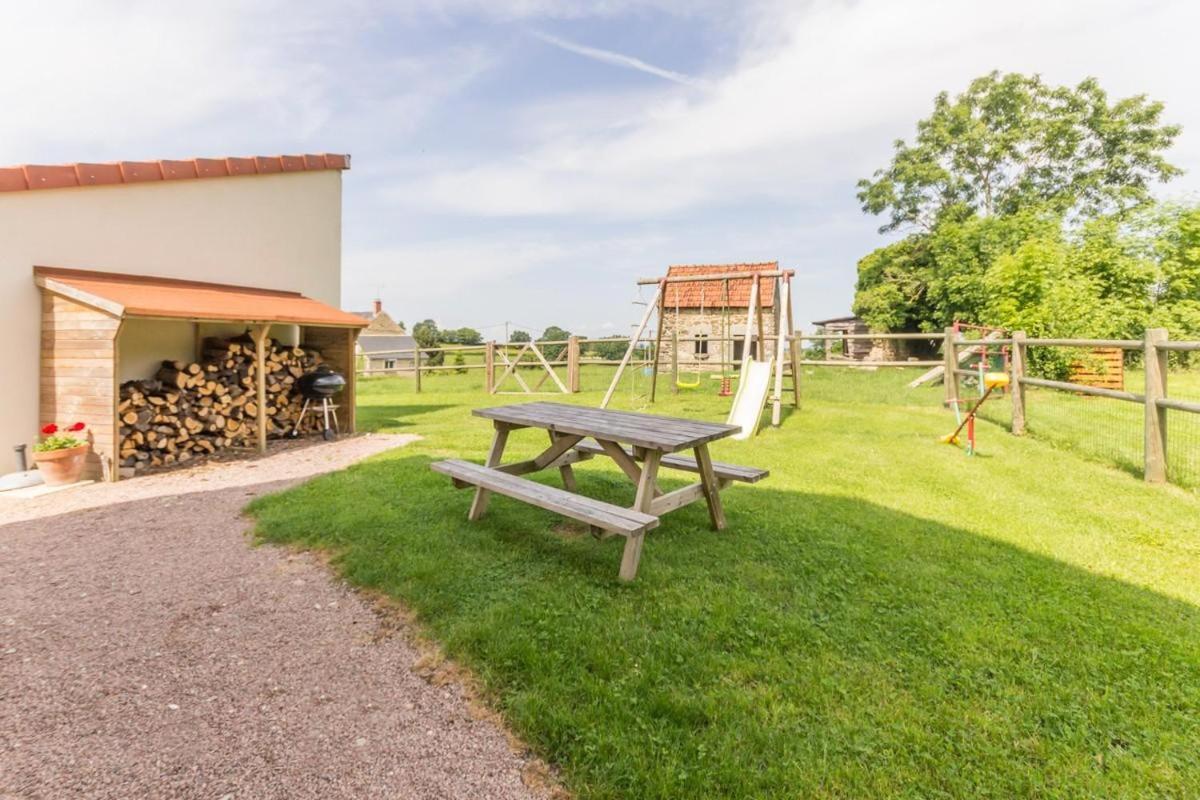 Villa Appaloosa à Lormes Extérieur photo